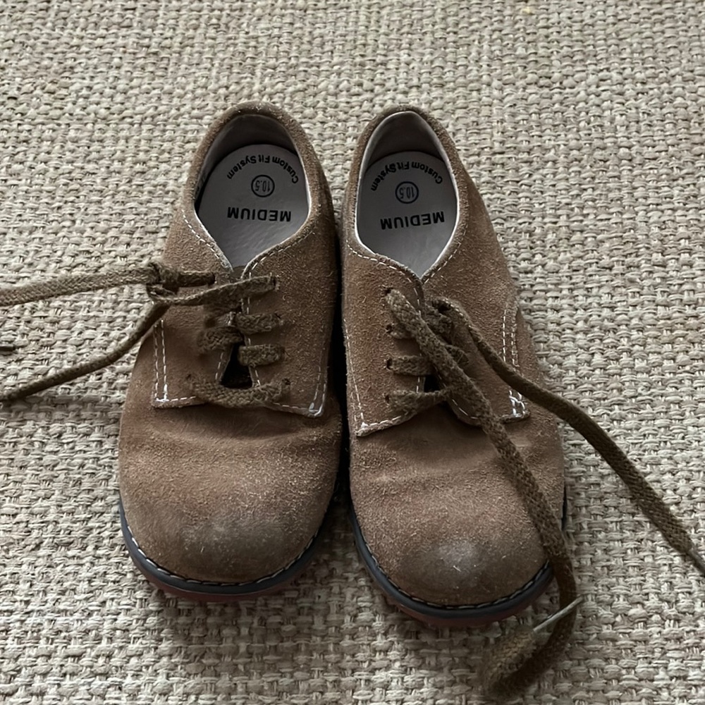 Footmates Suede Saddle Oxfords size 10.5